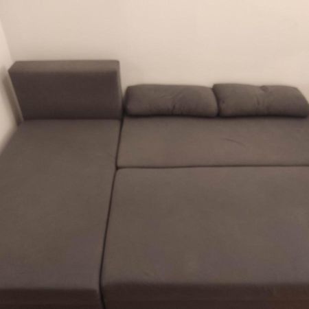 Nice Room With 2 Shared Bathrooms ,Wc , 2Km To Old Town -100M From Metro Szwedzka Warsaw Luaran gambar